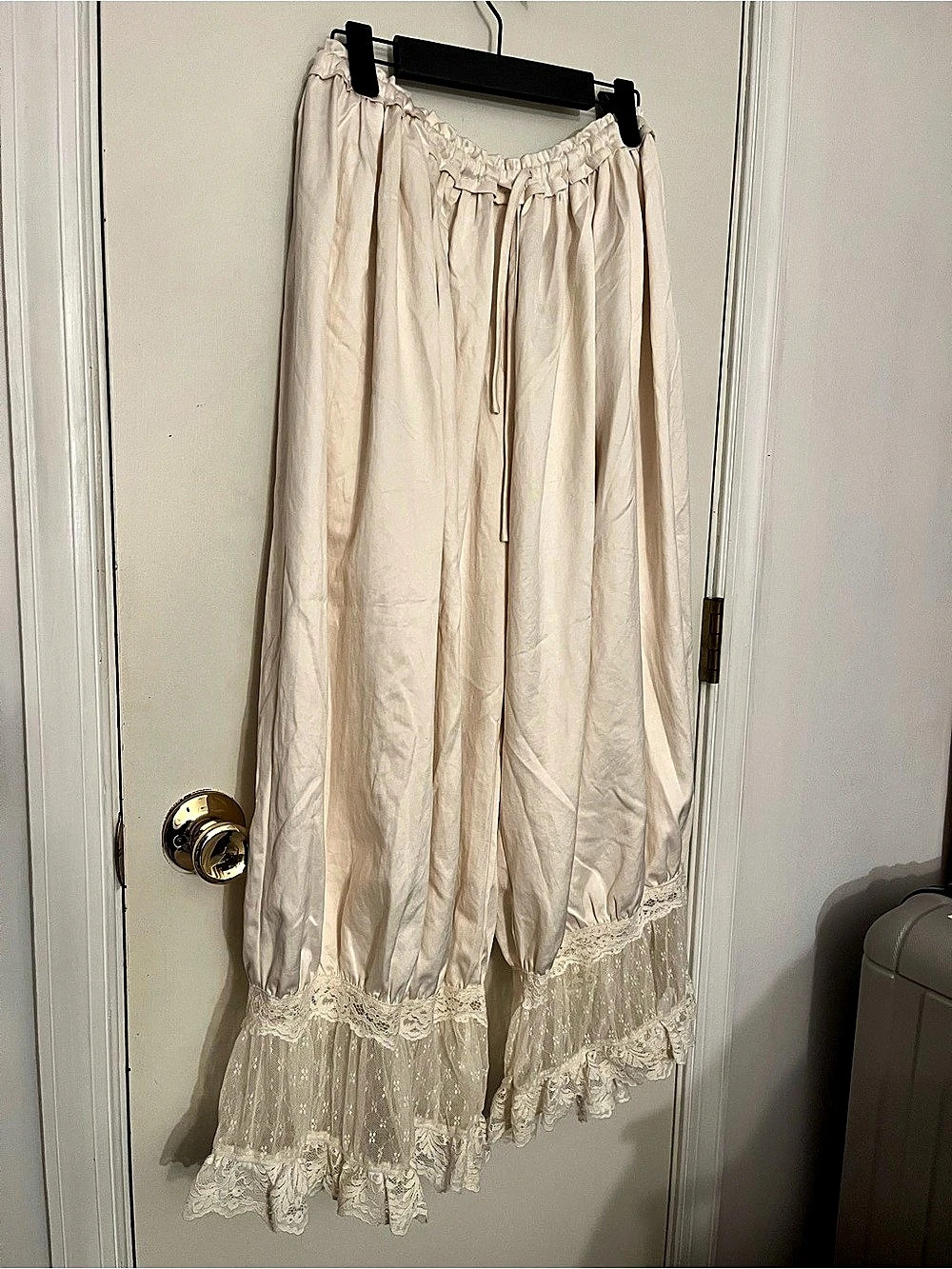 Cider Mid-Rise Bloomers in Cream Like New